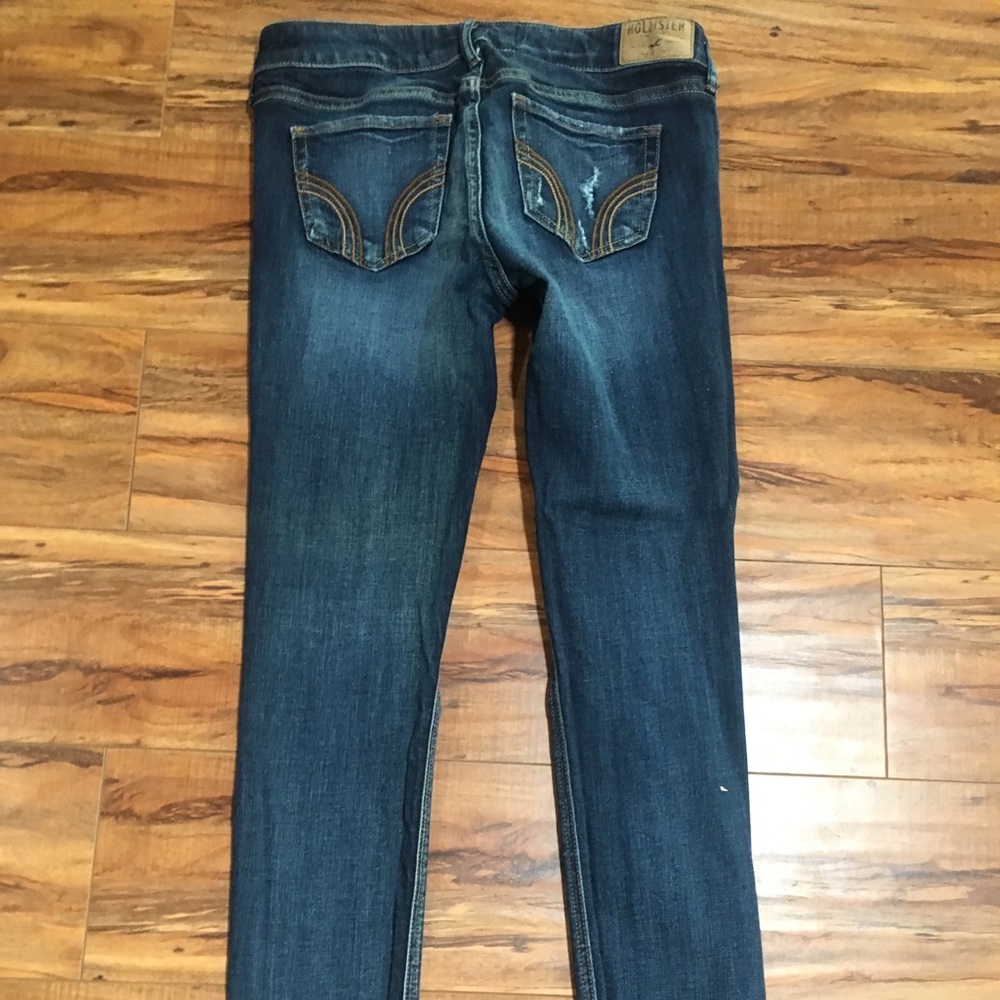 Destressed Jeans - image 2